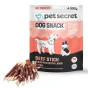 Przysmak dla psa Pet Secret – pałeczki wołowe z jagnięciną i rybą 500 g prezentowane wraz z opakowaniem.