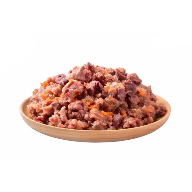 Mokra karma dla szczeniąt – kurczak z cielęciną i marchewką 400g Sam’s Field